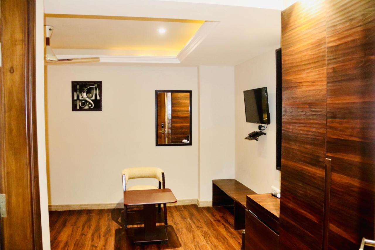 Hotel Magic Tree Karol Bagh Metro Station Nowe Delhi Zewnętrze zdjęcie