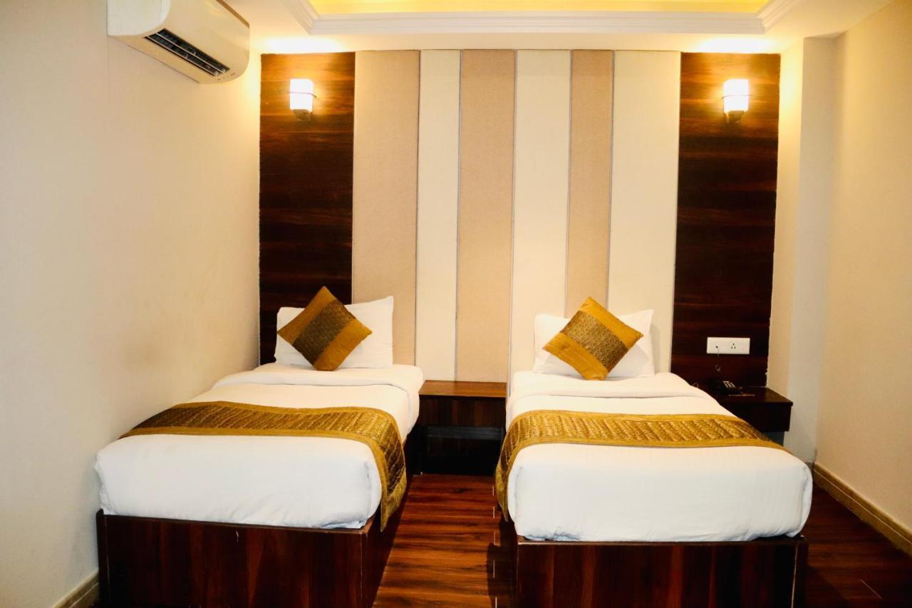 Hotel Magic Tree Karol Bagh Metro Station Nowe Delhi Zewnętrze zdjęcie